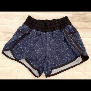 Lululemon Womens Shorts Retired Size 4